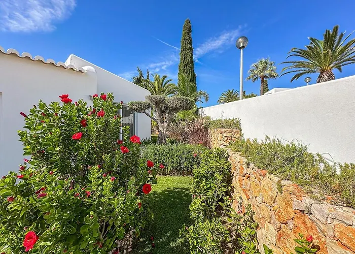 Luxury Heated Pool, Walk To Sao Rafael Beach, Βίλα