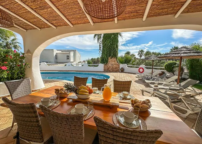Villa Luxury Heated Pool, Walk To Sao Rafael Beach, *