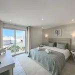 Luxury Heated Pool, Walk To Sao Rafael Beach, *