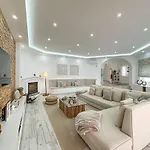 Luxury Heated Pool, Walk To Sao Rafael Beach, Villa Albufeira