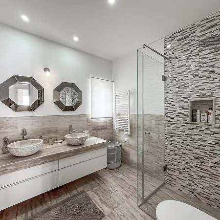 Luxury Heated Pool, Walk To Sao Rafael Beach, Willa *